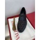 VALENTINO The boom is heating up again 2024SS Men's business shoes VALENTINO The boom is heating up again 2024SS Men's business shoes