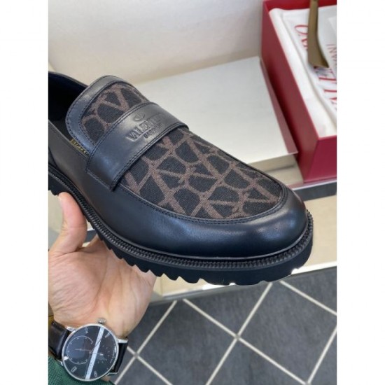 VALENTINO The boom is heating up again 2024SS Men's business shoes VALENTINO The boom is heating up again 2024SS Men's business shoes