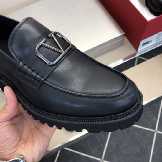VALENTINO Valentino is sold out this time! 2024SS Men's Business Shoes VALENTINO Valentino is sold out this time! 2024SS Men's Business Shoes