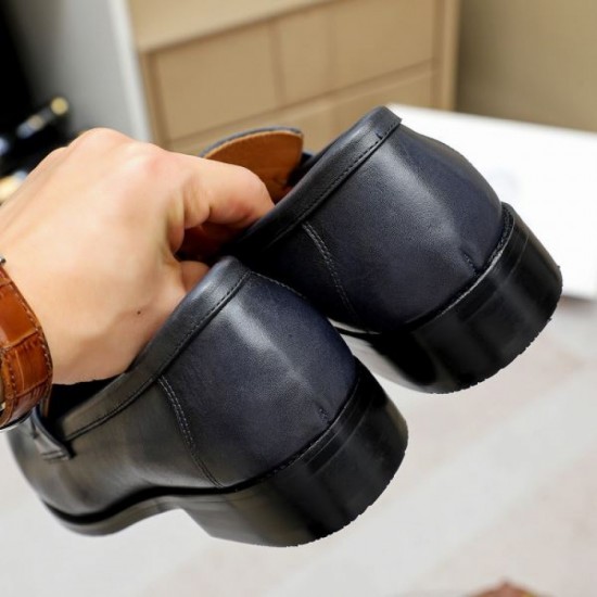 VERSACE Popular items back in stock 2024SS Men's business shoes VERSACE Popular items back in stock 2024SS Men's business shoes