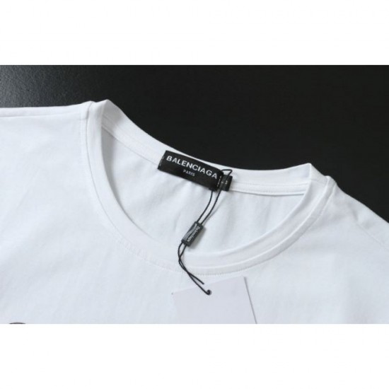 2024SS VIP sale at a bargain price BALENCIAGA Balenciaga short sleeve T-shirt 2024SS VIP sale at a bargain price BALENCIAGA Balenciaga short sleeve T-shirt