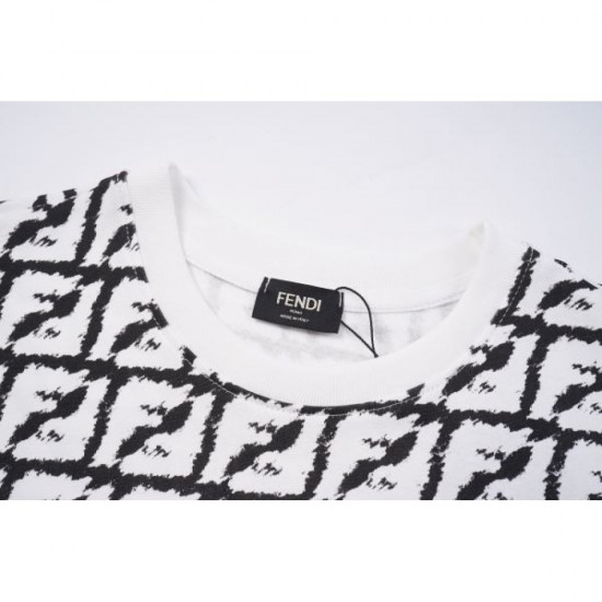 2024SS Charming Style FENDI Short Sleeve T-Shirt 2024SS Charming Style FENDI Short Sleeve T-Shirt