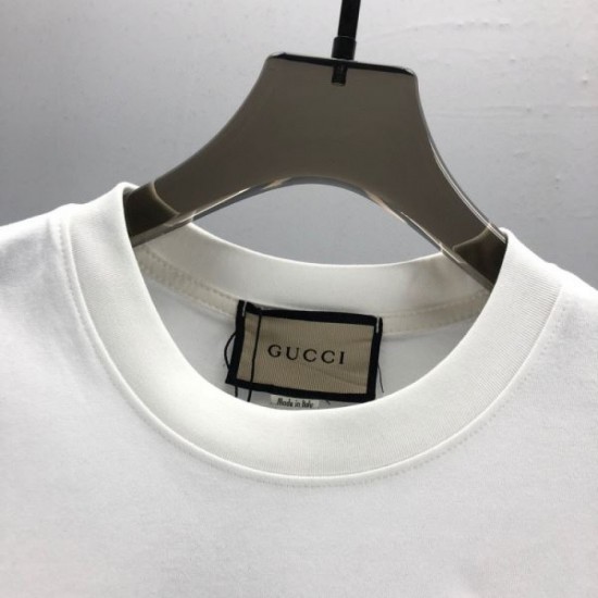 2024SS Gucci Short Sleeve T-Shirt Used by Highly Sensitive Celebrities 2024SS Gucci Short Sleeve T-Shirt Used by Highly Sensitive Celebrities