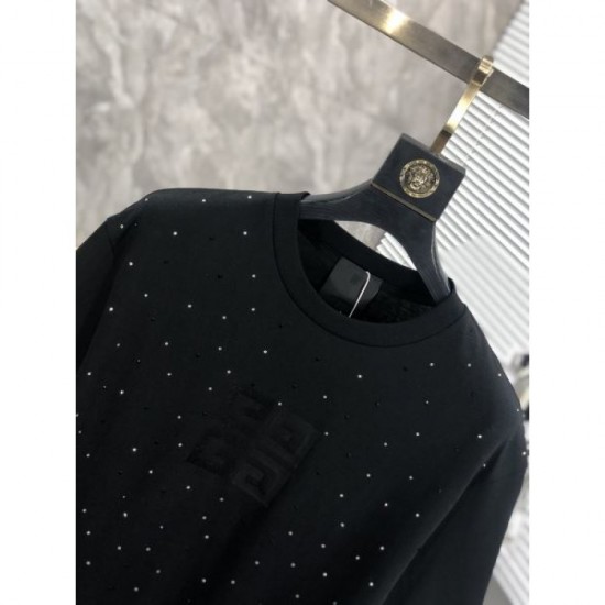 2024SS Many people buy it for adults GIVENCHY Short sleeve T-shirt 2024SS Many people buy it for adults GIVENCHY Short sleeve T-shirt