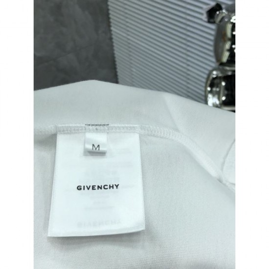 2024SS Highly conspicuous new GIVENCHY Short sleeve T-shirt 2024SS Highly conspicuous new GIVENCHY Short sleeve T-shirt