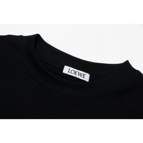 2024SS LOEWE short-sleeved T-shirt that is useful during the change of seasons 2024SS LOEWE short-sleeved T-shirt that is useful during the change of seasons