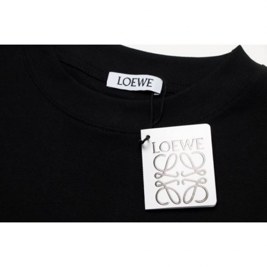 2024SS LOEWE short-sleeved T-shirt that is useful during the change of seasons 2024SS LOEWE short-sleeved T-shirt that is useful during the change of seasons