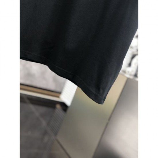 2024SS PRADA short sleeve T-shirt loved by celebrities and celebrities 2024SS PRADA short sleeve T-shirt loved by celebrities and celebrities