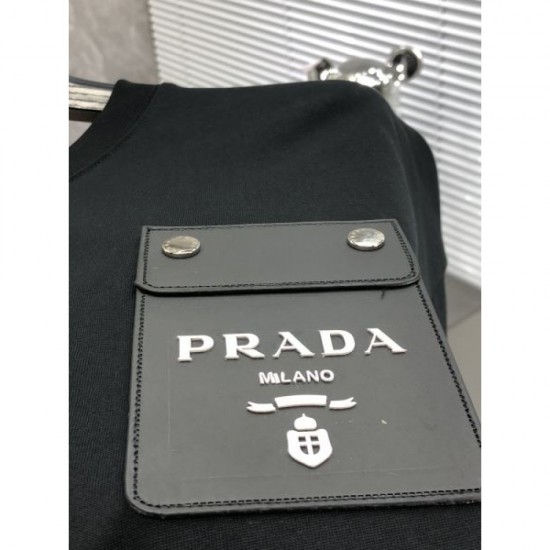 2024SS PRADA short sleeve T-shirt loved by celebrities and celebrities 2024SS PRADA short sleeve T-shirt loved by celebrities and celebrities