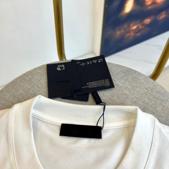 2024SS PRADA short sleeve T-shirt as a Christmas gift 2024SS PRADA short sleeve T-shirt as a Christmas gift