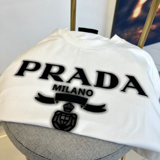 2024SS PRADA short sleeve T-shirt as a Christmas gift 2024SS PRADA short sleeve T-shirt as a Christmas gift