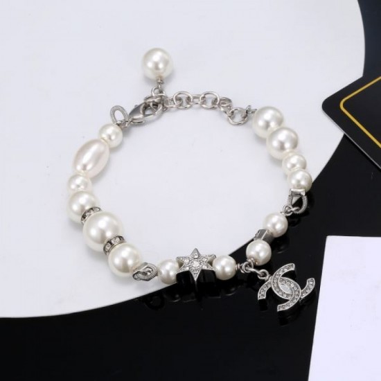 2024SS Bracelet CHANEL for fashion experts 2024SS Bracelet CHANEL for fashion experts