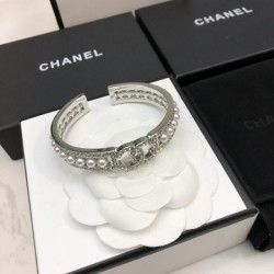 Super rare and difficult to obtain item 2024SS bracelet CHANEL Chanel