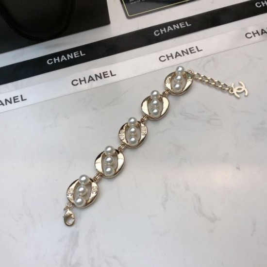 CHANEL New arrival 2024SS bracelet that is sure to be a hit CHANEL New arrival 2024SS bracelet that is sure to be a hit