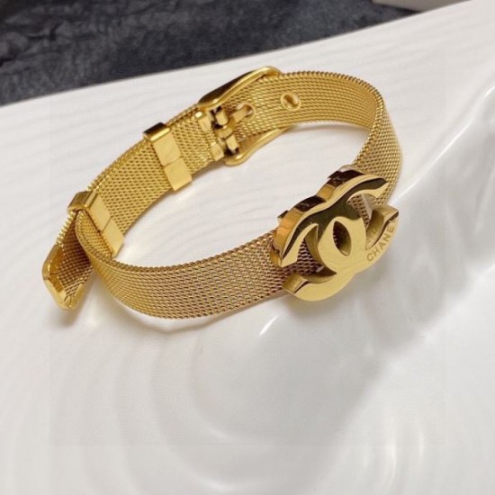 CHANEL This spring/summer 2024SS bracelet is a must-have for adults CHANEL This spring/summer 2024SS bracelet is a must-have for adults