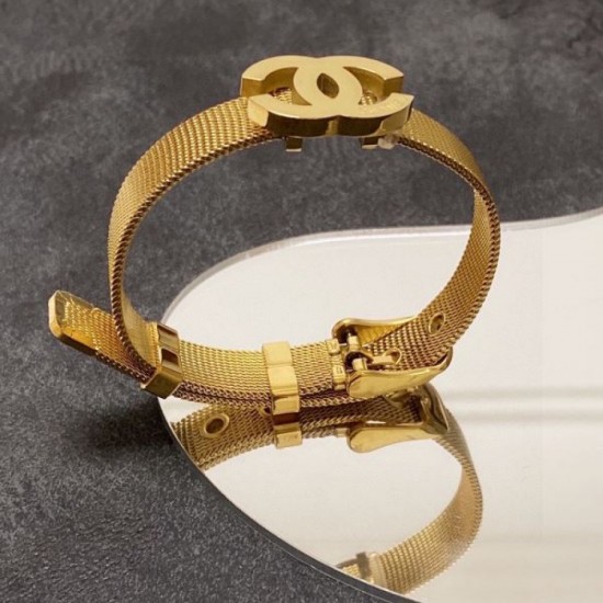 CHANEL This spring/summer 2024SS bracelet is a must-have for adults CHANEL This spring/summer 2024SS bracelet is a must-have for adults