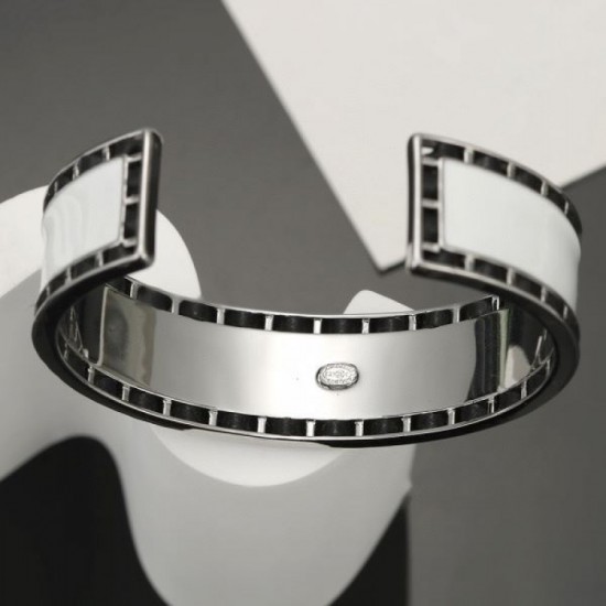 CHANEL 2024SS Bracelet with an elegant summer feel CHANEL 2024SS Bracelet with an elegant summer feel