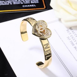 CHANEL Wonderful summer staple item 2024SS bracelet
