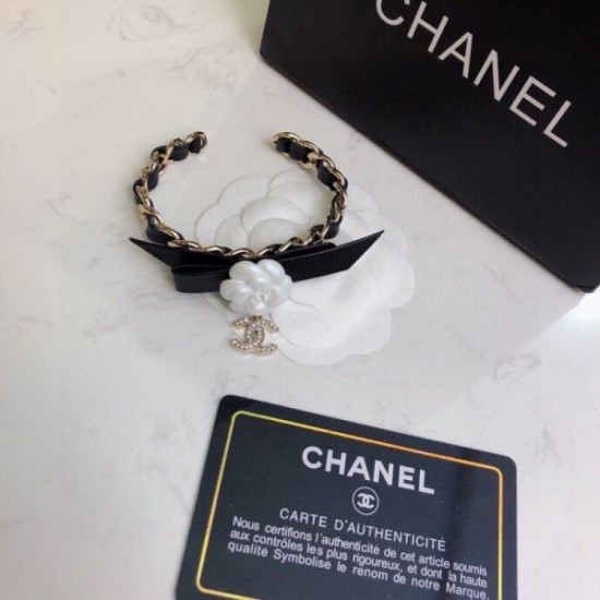 CHANEL CHANEL 2024SS bracelet has a fashionable feel this season CHANEL CHANEL 2024SS bracelet has a fashionable feel this season