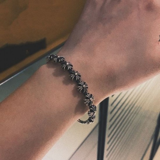 2024SS Bracelet CHROME HEARTS, very useful during spring and summer 2024SS Bracelet CHROME HEARTS, very useful during spring and summer