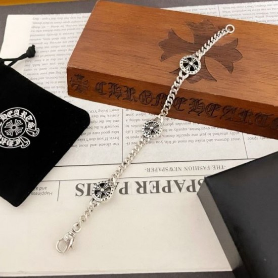 Products worn by celebrities 2024SS Bracelet CHROME HEARTS Products worn by celebrities 2024SS Bracelet CHROME HEARTS