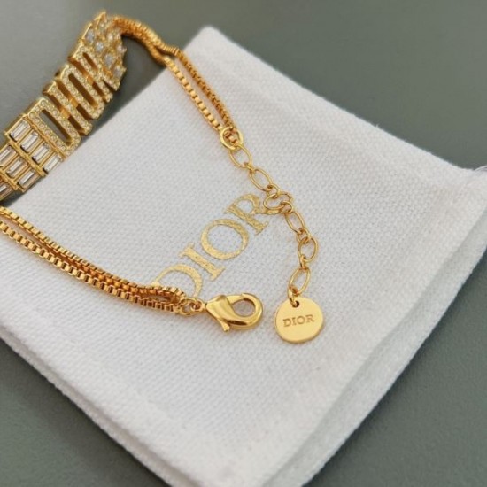 2024SS Bracelet DIOR that is useful in summer and early fall 2024SS Bracelet DIOR that is useful in summer and early fall
