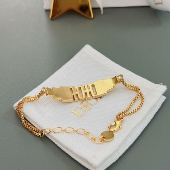 2024SS Bracelet DIOR that is useful in summer and early fall 2024SS Bracelet DIOR that is useful in summer and early fall