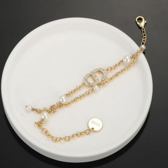 DIOR Transform into a beautiful outfit 2024SS bracelet DIOR Transform into a beautiful outfit 2024SS bracelet