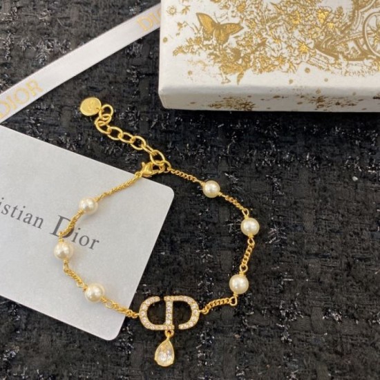 DIOR Dior 2024SS bracelet that many adults buy DIOR Dior 2024SS bracelet that many adults buy