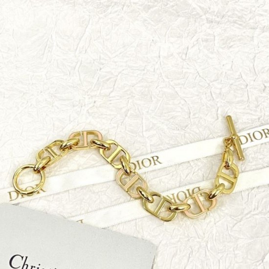 DIOR Highly conspicuous new 2024SS bracelet DIOR Highly conspicuous new 2024SS bracelet
