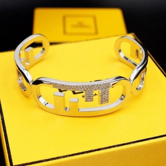 Limited release summer new item 2024SS bracelet FENDI Limited release summer new item 2024SS bracelet FENDI