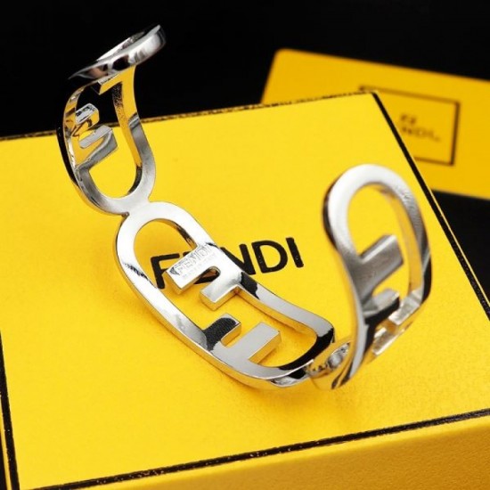 Limited release summer new item 2024SS bracelet FENDI Limited release summer new item 2024SS bracelet FENDI