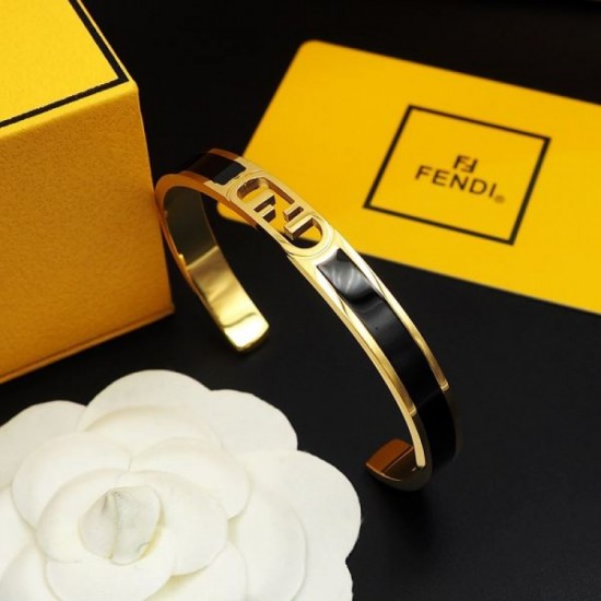 FENDI Casual wear 2024SS bracelet FENDI Casual wear 2024SS bracelet