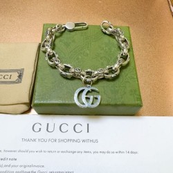 2024SS GUCCI Gucci Bracelet A modern style