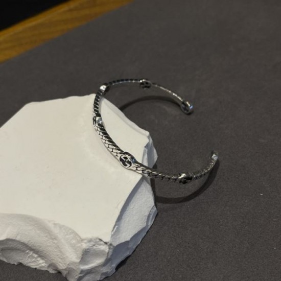 2024SS GUCCI Gucci Bracelet Increases your fashion level 2024SS GUCCI Gucci Bracelet Increases your fashion level