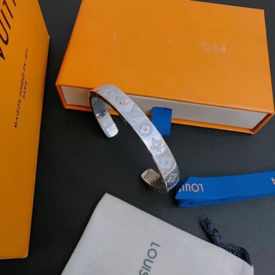 Spring/Summer New Release 2024SS Bracelet LOUIS VUITTON Louis Vuitton Spring/Summer New Release 2024SS Bracelet LOUIS VUITTON Louis Vuitton