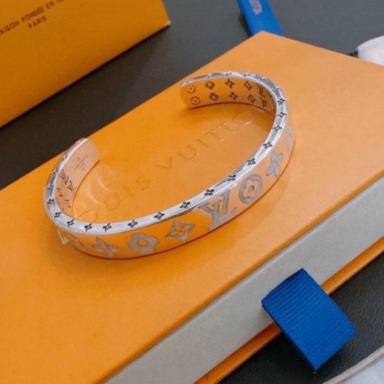 Spring/Summer New Release 2024SS Bracelet LOUIS VUITTON Louis Vuitton Spring/Summer New Release 2024SS Bracelet LOUIS VUITTON Louis Vuitton