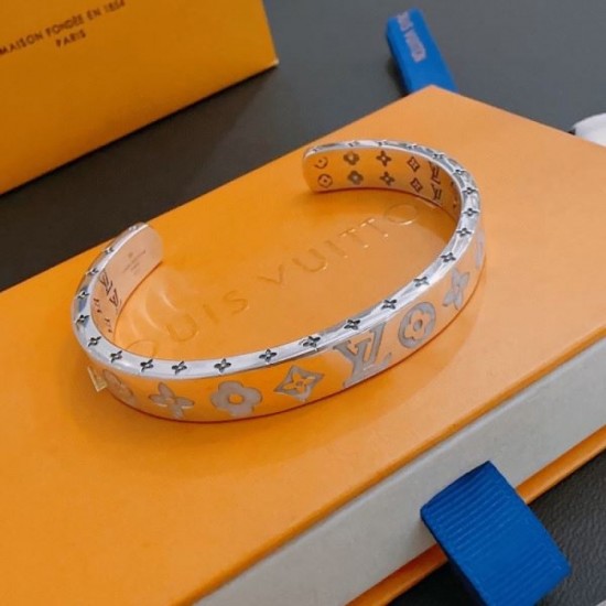 Spring/Summer New Release 2024SS Bracelet LOUIS VUITTON Louis Vuitton Spring/Summer New Release 2024SS Bracelet LOUIS VUITTON Louis Vuitton
