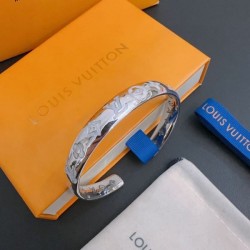 2024SS LOUIS VUITTON Louis Vuitton bracelet boom is heating up again