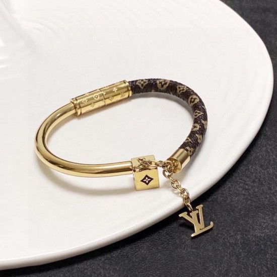 LOUIS VUITTON Shining luxury 2024SS bracelet LOUIS VUITTON Shining luxury 2024SS bracelet