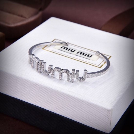 Long lasting 2024SS bracelet MIU MIU Miu Miu Long lasting 2024SS bracelet MIU MIU Miu Miu