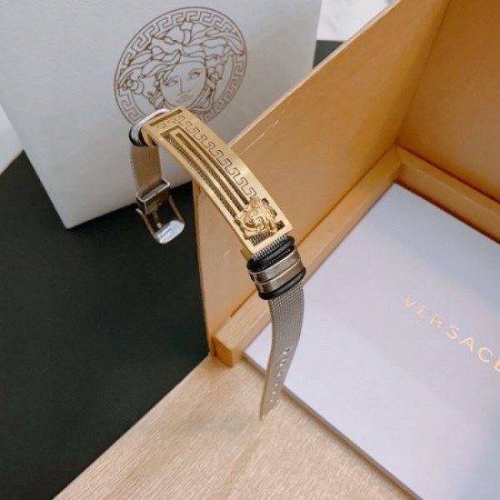 Mature texture 2024SS bracelet VERSACE Versace Mature texture 2024SS bracelet VERSACE Versace