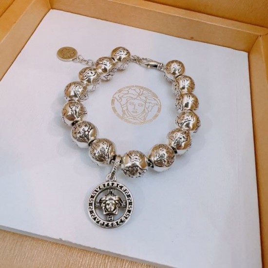VERSACE Versace classic style 2024SS bracelet VERSACE Versace classic style 2024SS bracelet