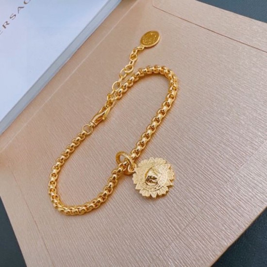 VERSACE Versace Spring Seasonal 2024SS Bracelet VERSACE Versace Spring Seasonal 2024SS Bracelet