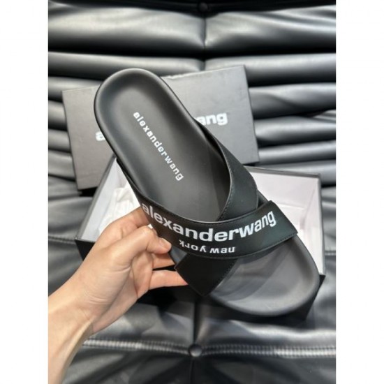 ALEXANDER WANG Alexander Wang Notable 2024SS Men's Slippers This Spring/Summer ALEXANDER WANG Alexander Wang Notable 2024SS Men's Slippers This Spring/Summer