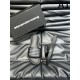 ALEXANDER WANG 2024SS men's slippers that will definitely be popular this summer ALEXANDER WANG 2024SS men's slippers that will definitely be popular this summer