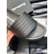ALEXANDER WANG 2024SS men's slippers that will definitely be popular this summer ALEXANDER WANG 2024SS men's slippers that will definitely be popular this summer