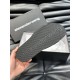 ALEXANDER WANG 2024SS men's slippers that will definitely be popular this summer ALEXANDER WANG 2024SS men's slippers that will definitely be popular this summer