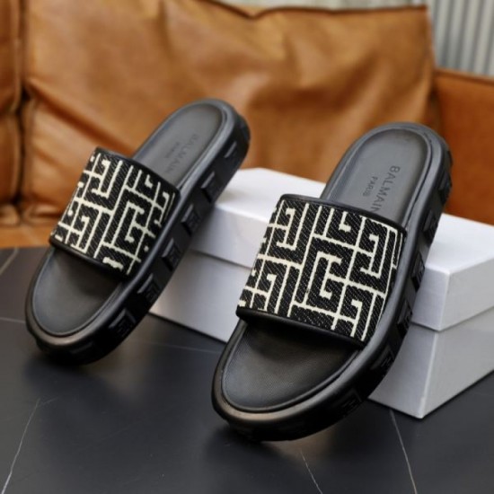 BALMAIN 2024SS men's slippers that are now very popular among celebrities BALMAIN 2024SS men's slippers that are now very popular among celebrities