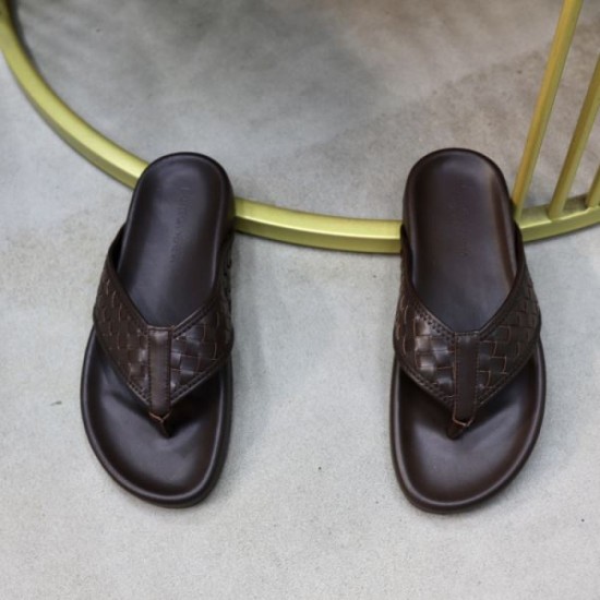 BOTTEGA VENETA Bottega Veneta Spring/Summer Trendy Items 2024SS Men's Slippers BOTTEGA VENETA Bottega Veneta Spring/Summer Trendy Items 2024SS Men's Slippers